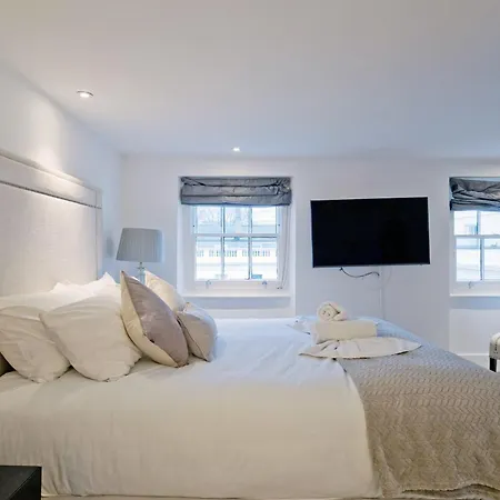 Imperial Victoria Square Apartment London Exterior photo
