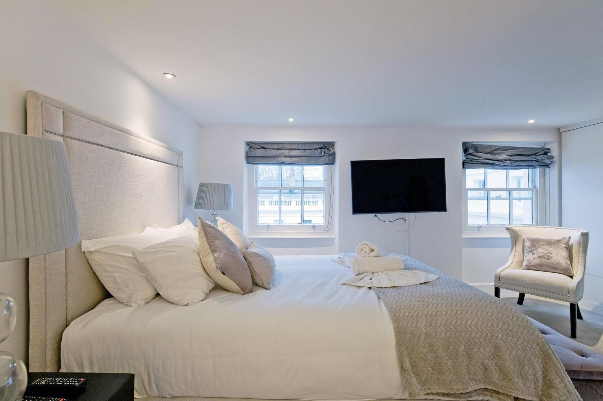 Imperial Victoria Square Homestay