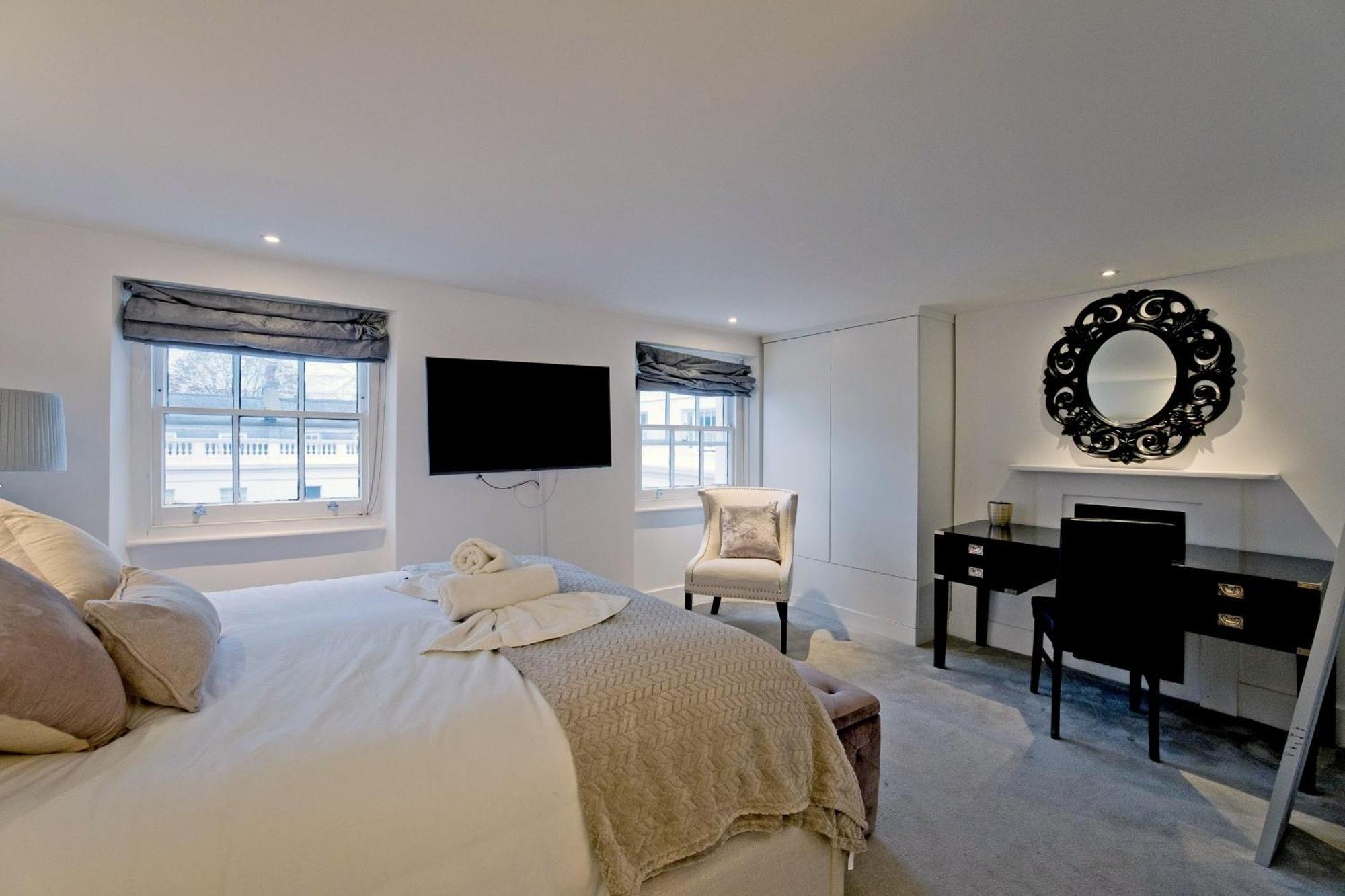 Homestay Imperial Victoria Square London