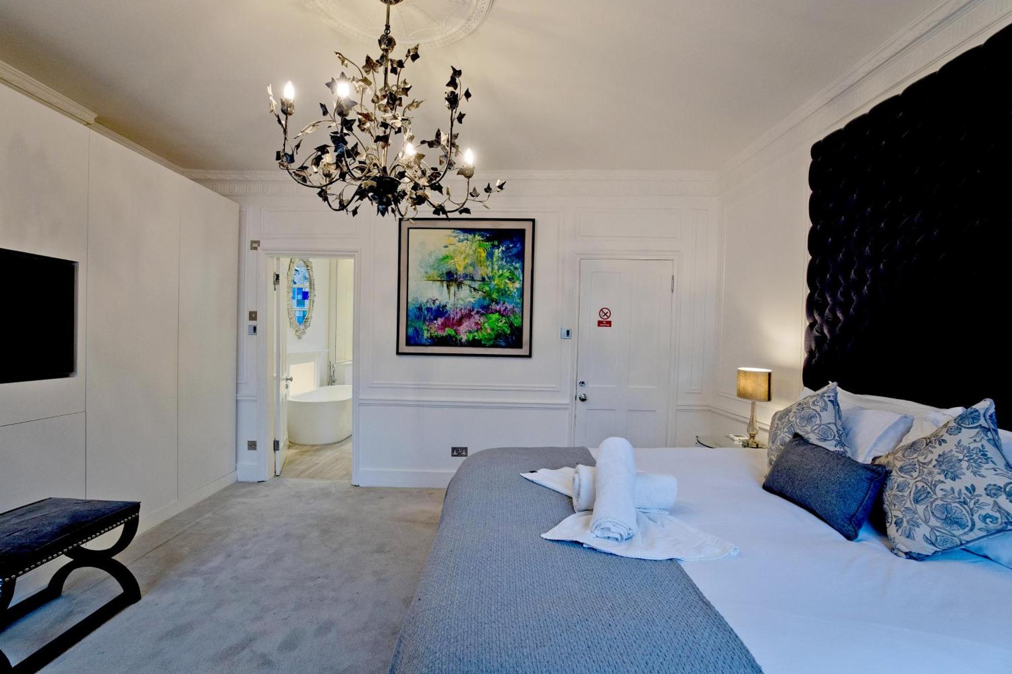 Homestay Imperial Victoria Square London