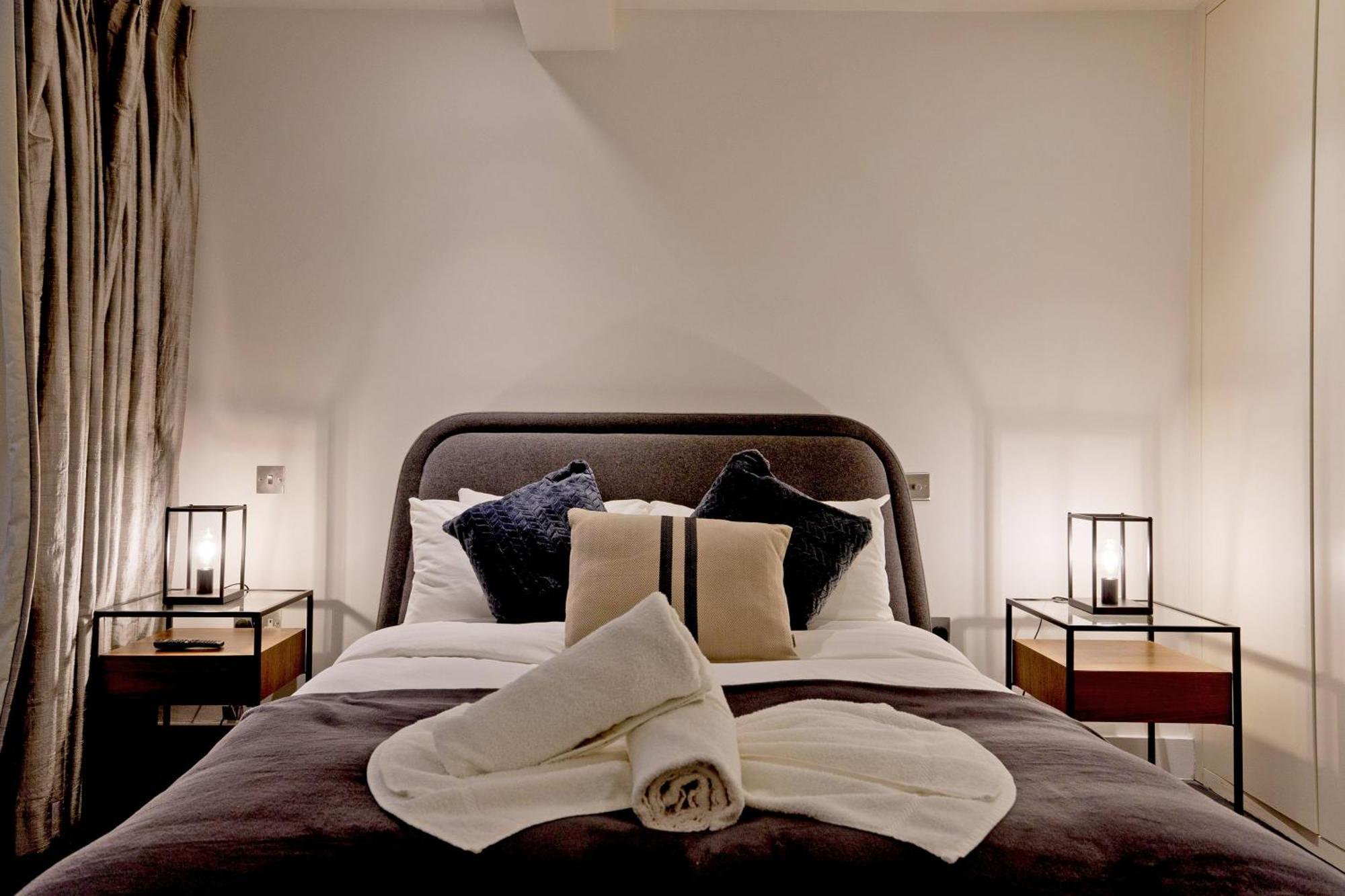Homestay Imperial Victoria Square London
