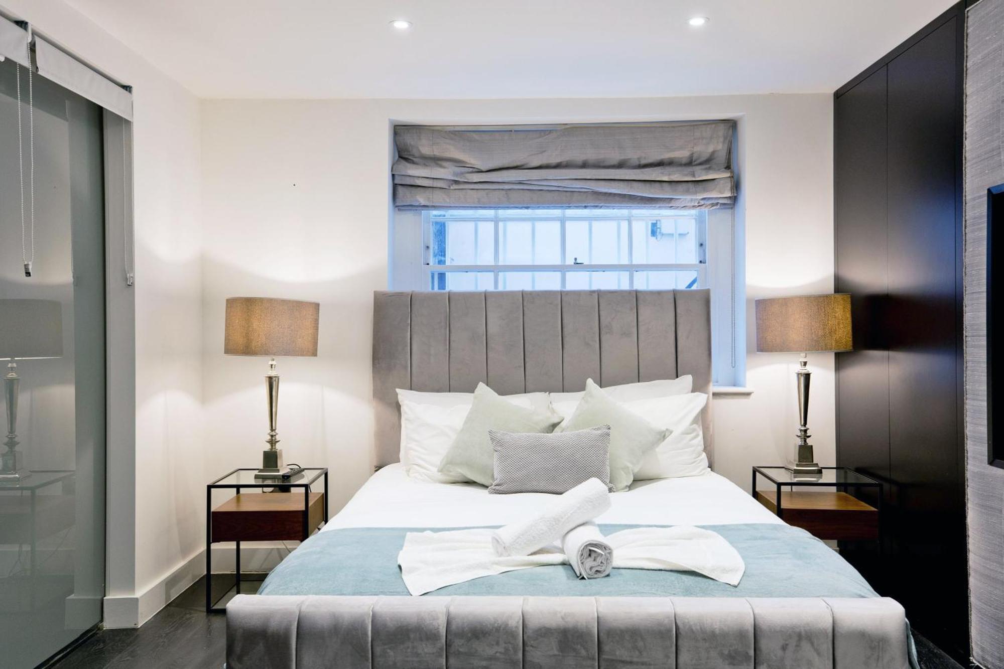 Homestay Imperial Victoria Square London