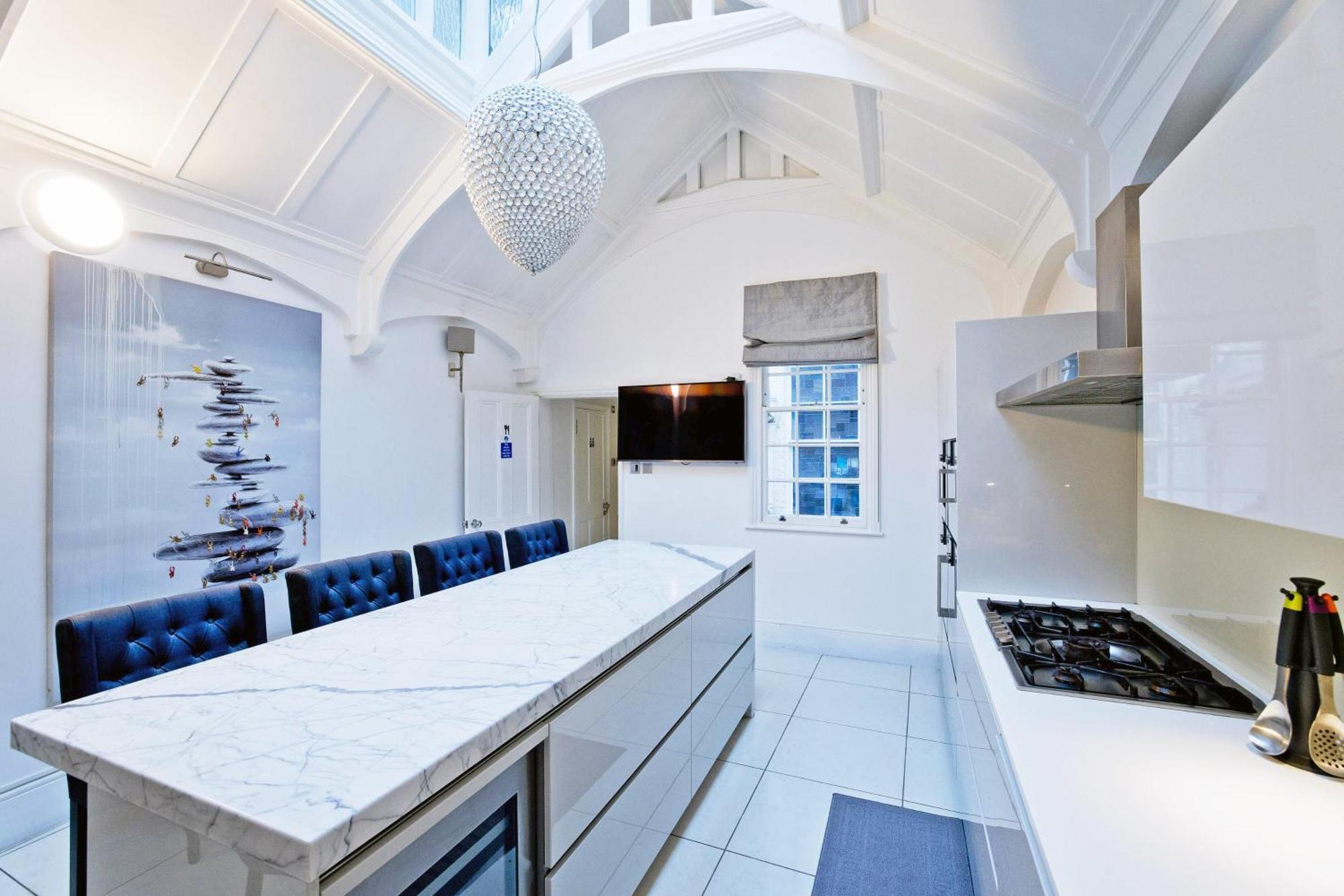 Homestay Imperial Victoria Square