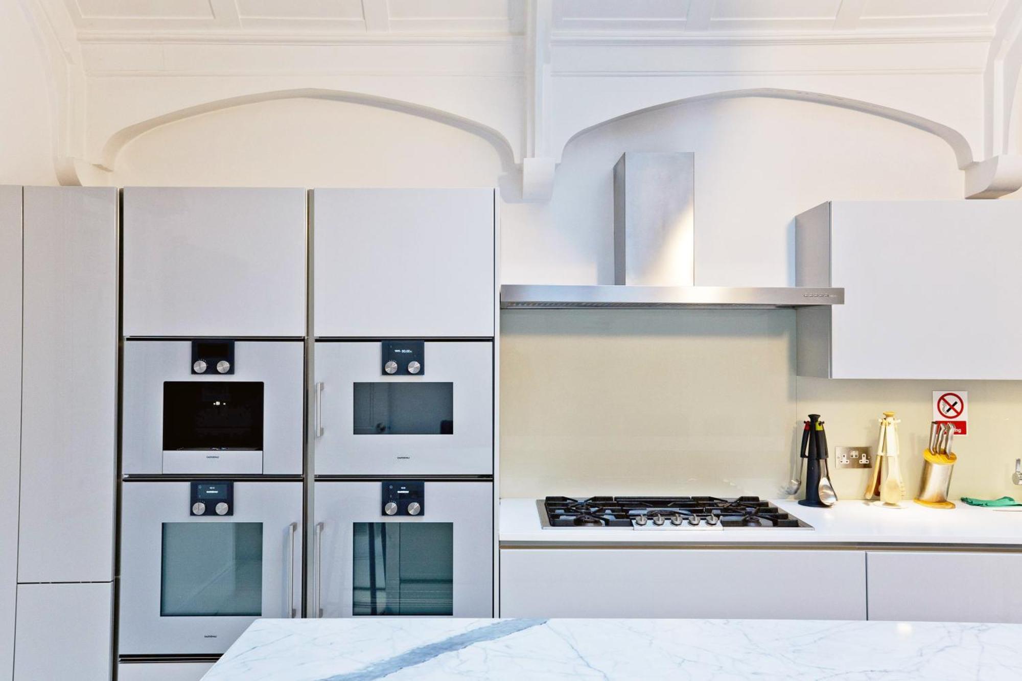 Homestay Imperial Victoria Square London